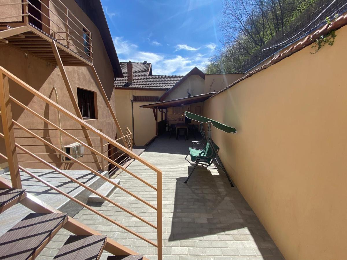 Casa Basu Villa Baile Herculane Exterior photo